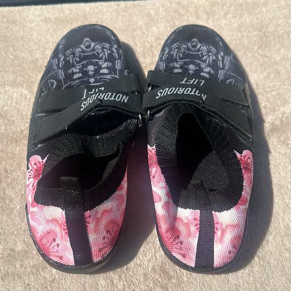 Alphalete Notorious Lift Shoes Size 44 Limited Edition Black Pink - Picture 4 of 6